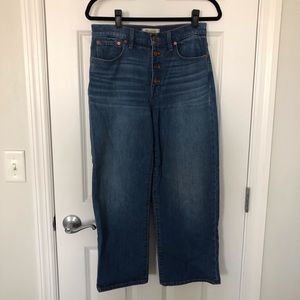 Wide legged cropped jeans
